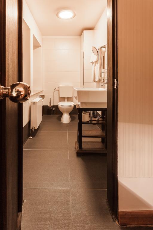 Standard Single Room,322437058:JPEG