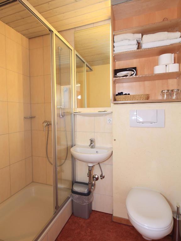 Doppelzimmer mit Balkon