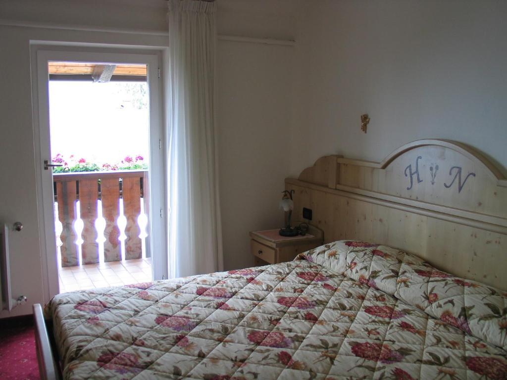 Double or Twin Room,33468718:JPEG