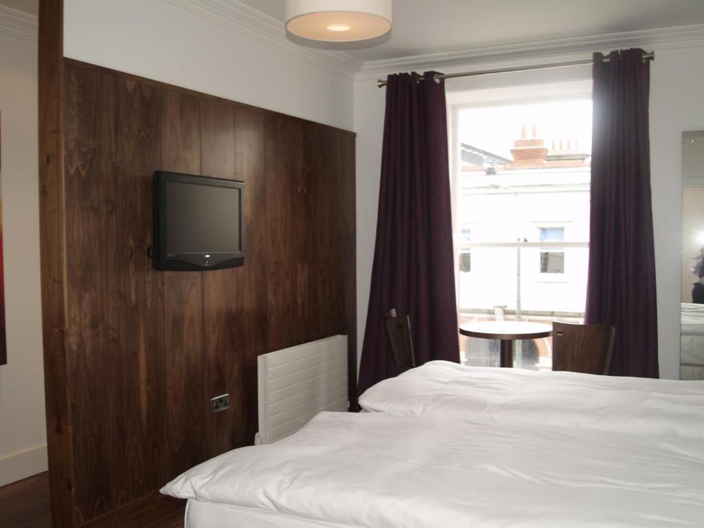 Quarto Twin