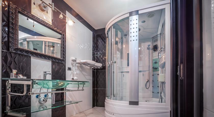 Double Room,1765307515:JPEG