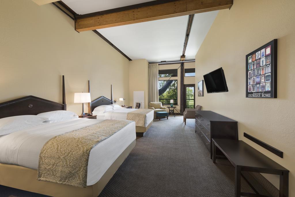 Queen Room - Disability Access