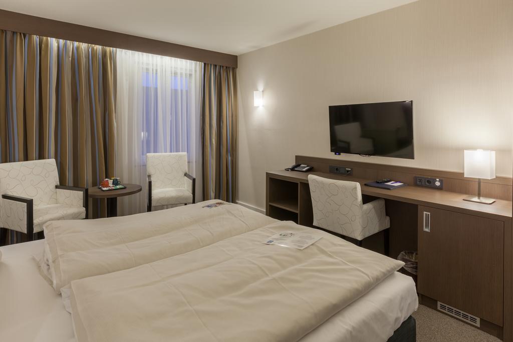 Double Room,1157474853:JPEG