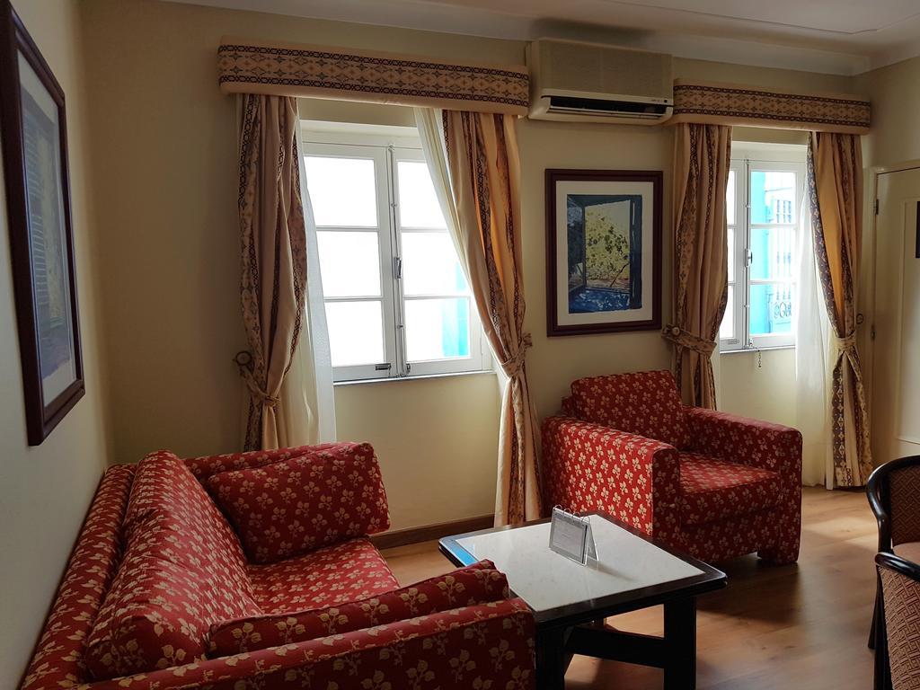 Two-Bedroom Apartment,396679500:JPEG