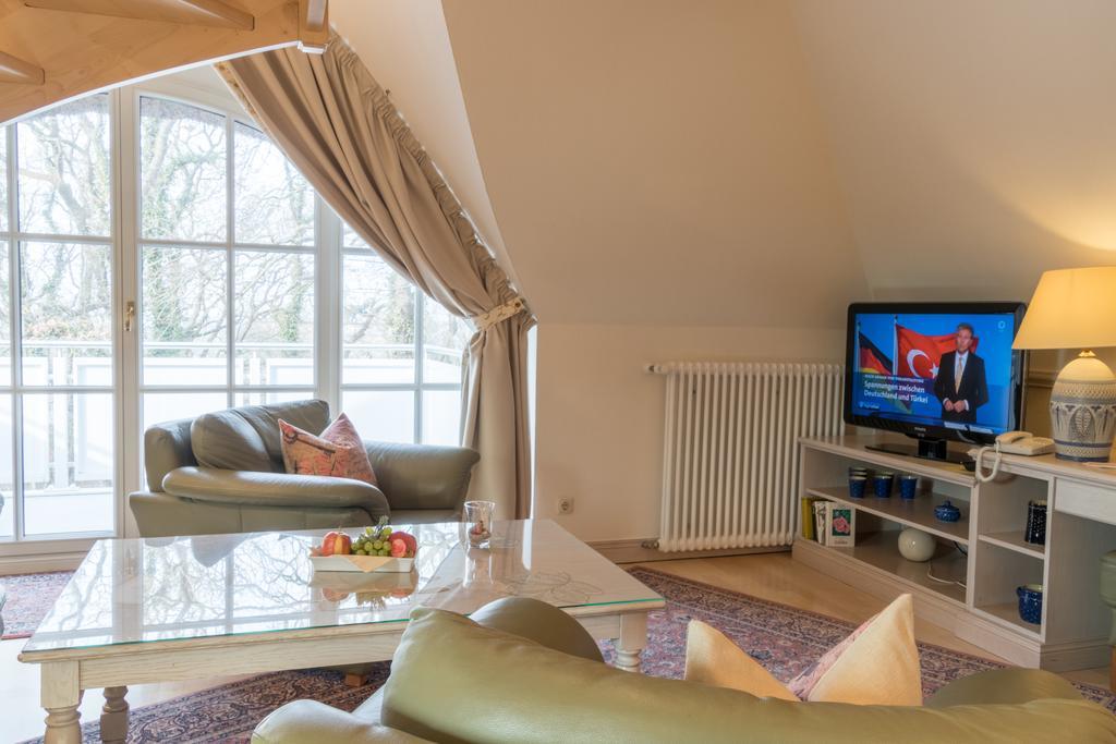 Deluxe Suite,398578566:JPEG