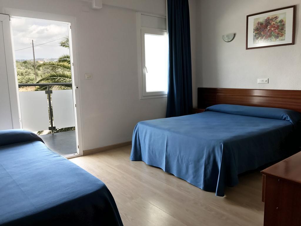 Habitación Triple (2 adultos + 1 niño)