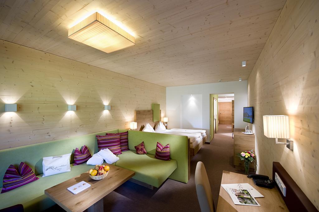 Family Suite,402470250:JPEG