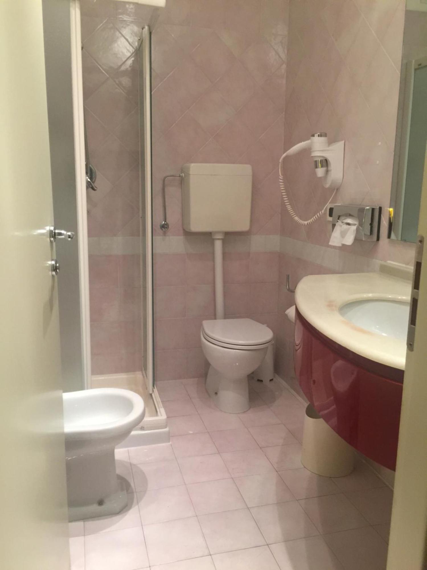 Standard Quadruple Room,402704115:JPEG