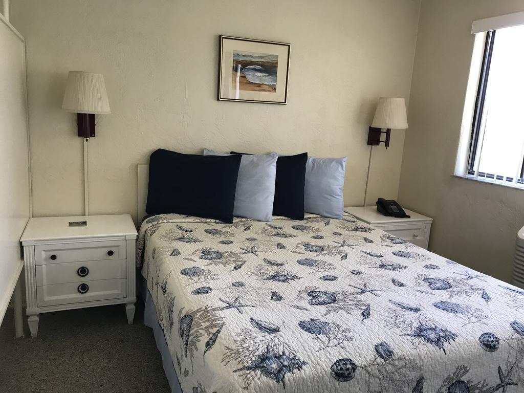 One-Bedroom Suite - Non-Smoking