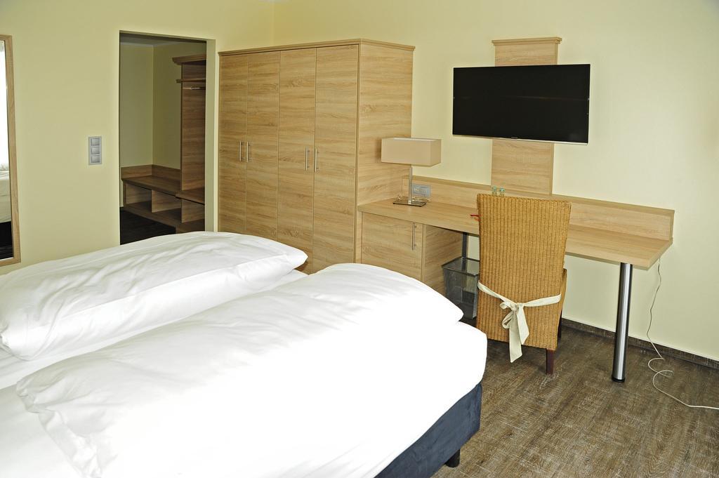 Comfort Double Room with Balcony,404669004:JPEG