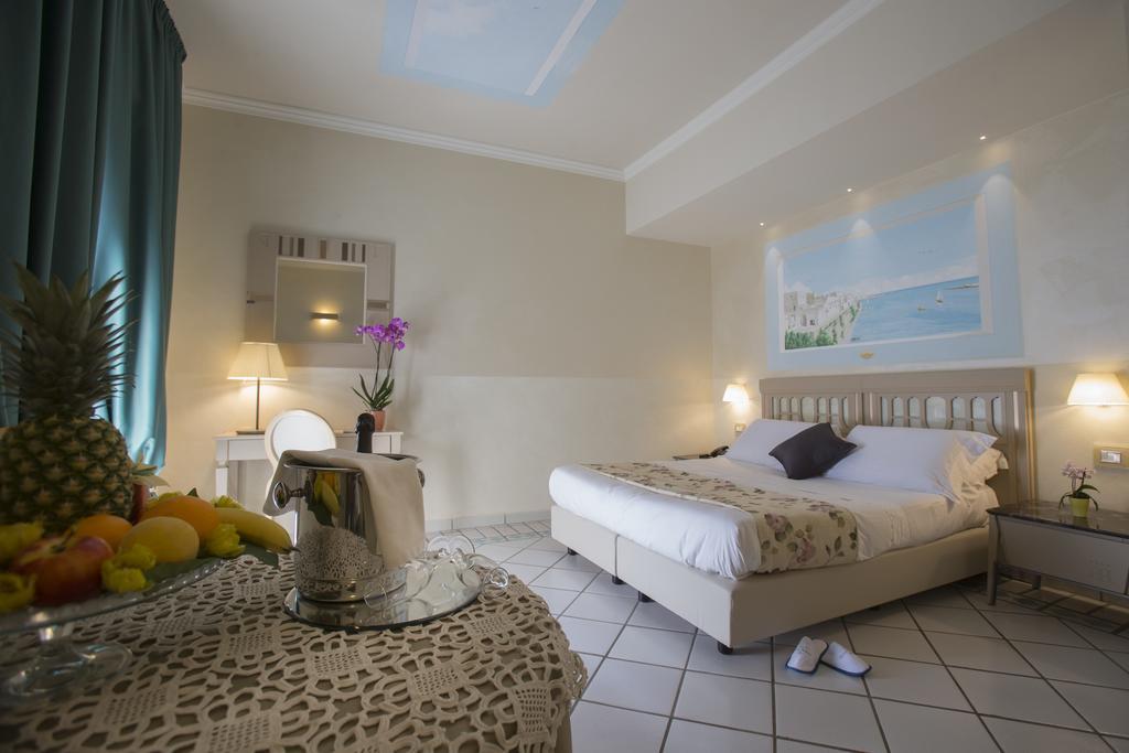 Classic Triple Room,994614115:JPEG