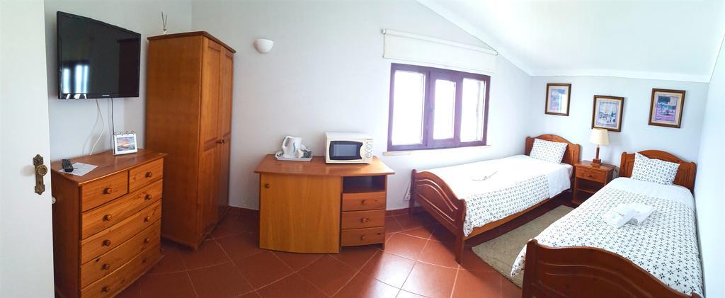 Quarto Twin Standard com Vista Mar
