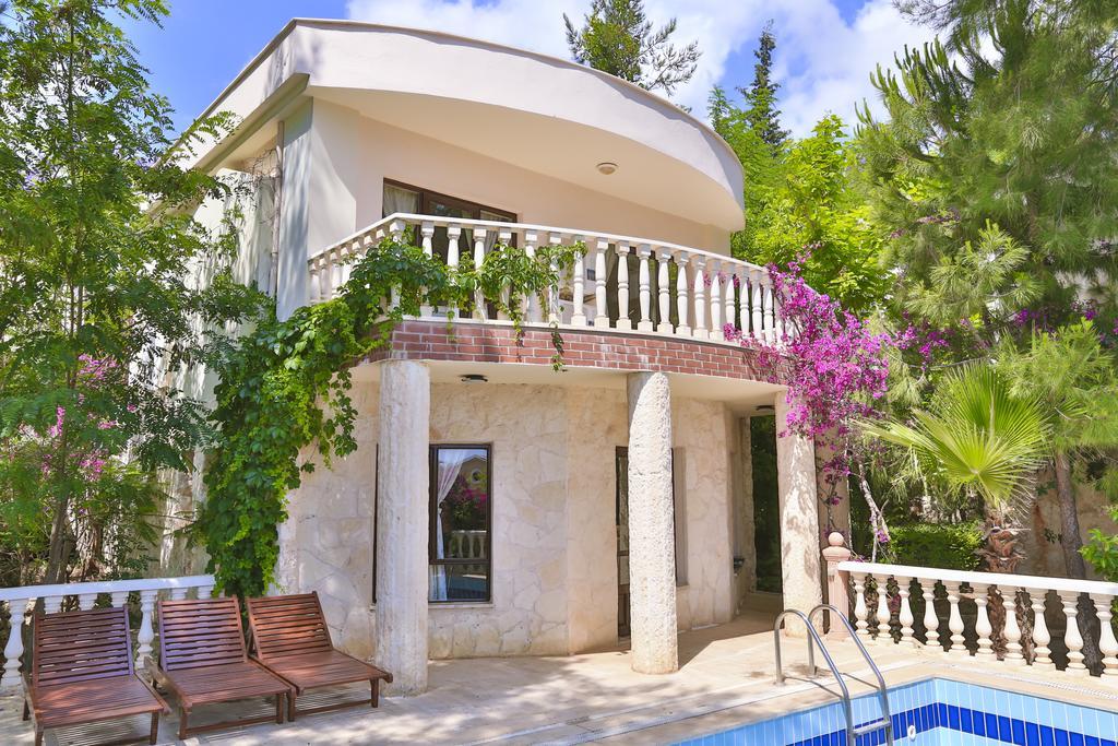 Villa mit 2 Schlafzimmern und einem eigenen Pool - Halal-Konzept
