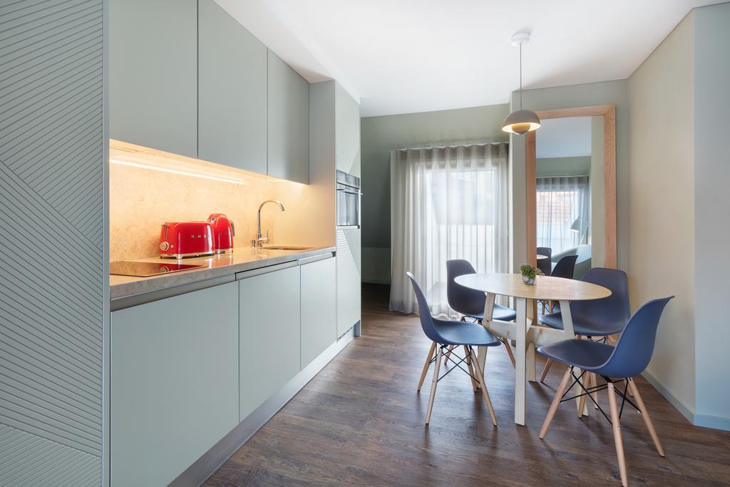 Apartamento com 2 Quartos (6 Adultos)