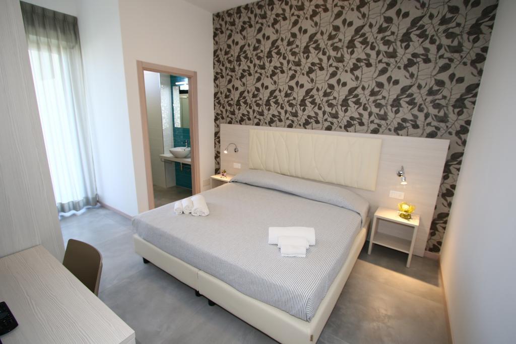 Superior One-Bedroom Apartment (4 Adults),408368835:JPEG