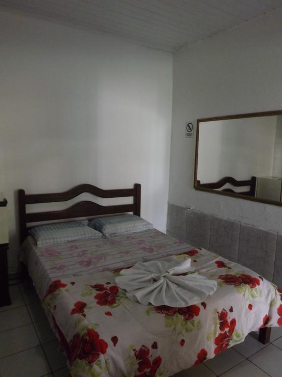 Quarto Individual Econômico