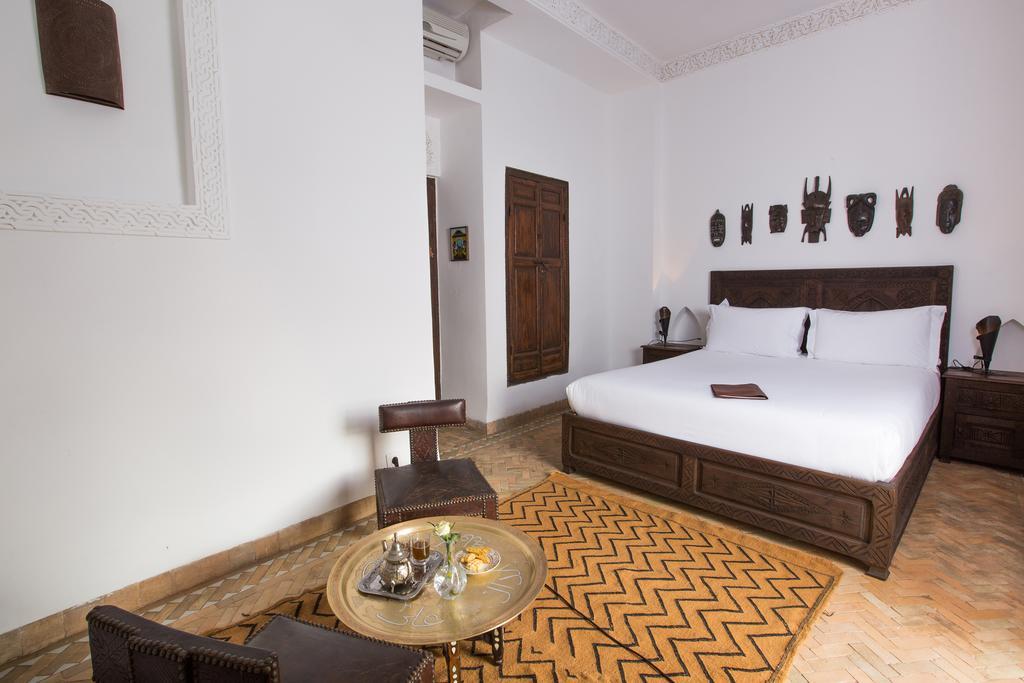 Standard Suite,414457899:JPEG