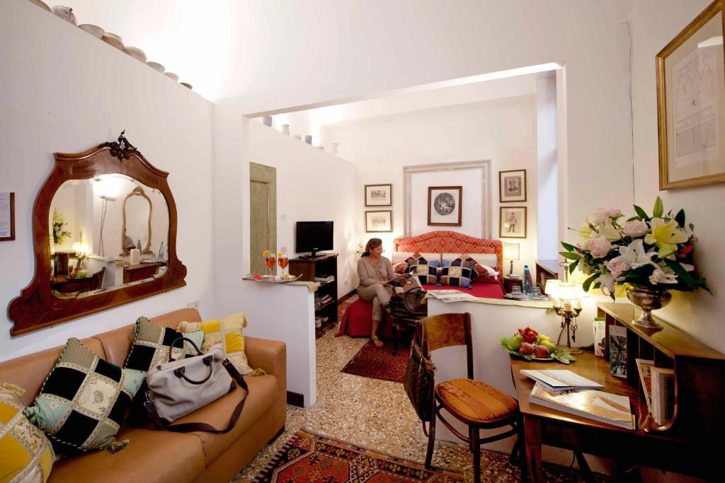 Deluxe Double Room - Palazzetto Pisani