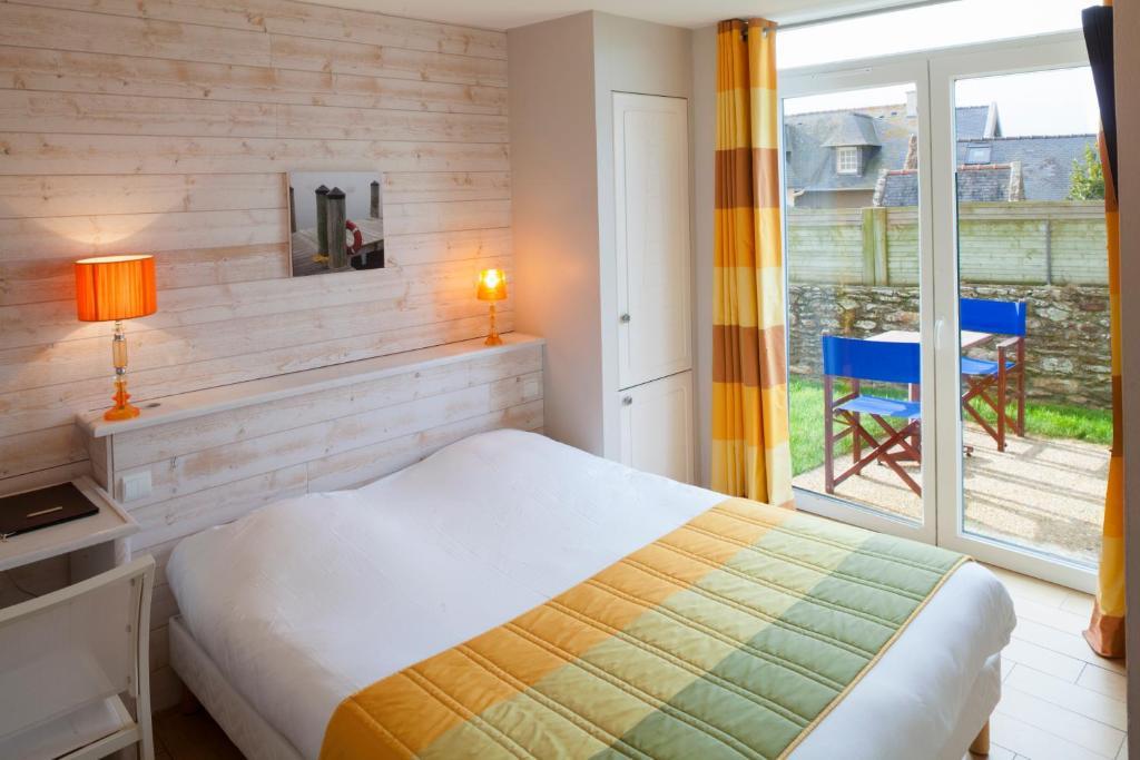 Double or Twin Room with Courtyard View,1584414562:JPEG