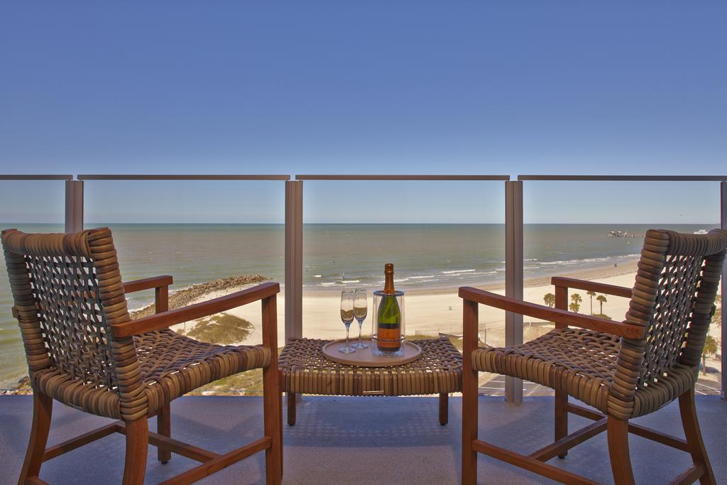 One Bedroom King Suite Kitchenette Gulf Front,434552454:JPEG