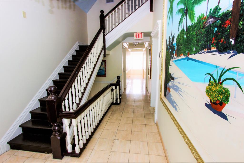 King Room Ocean View Shared Balcony