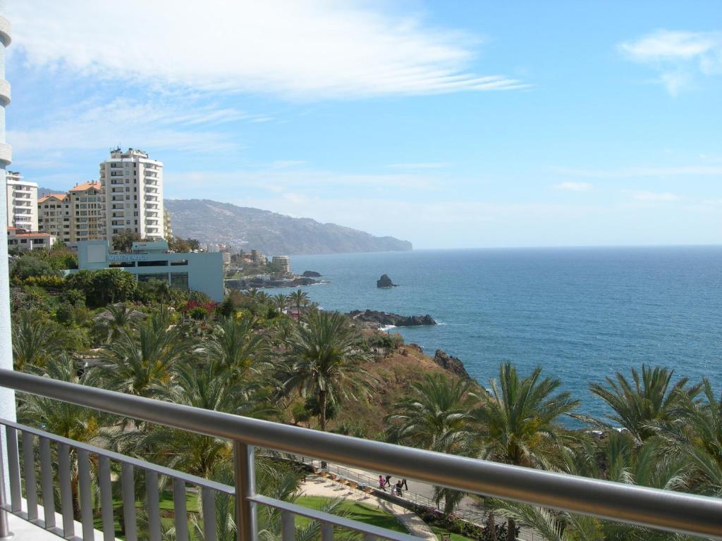 Quarto Triplo Superior com Vista Mar