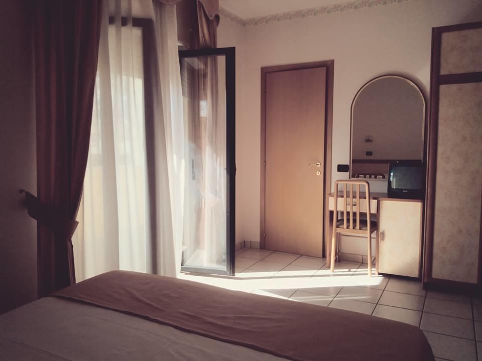 Camera Matrimoniale/Doppia con Letti Singoli