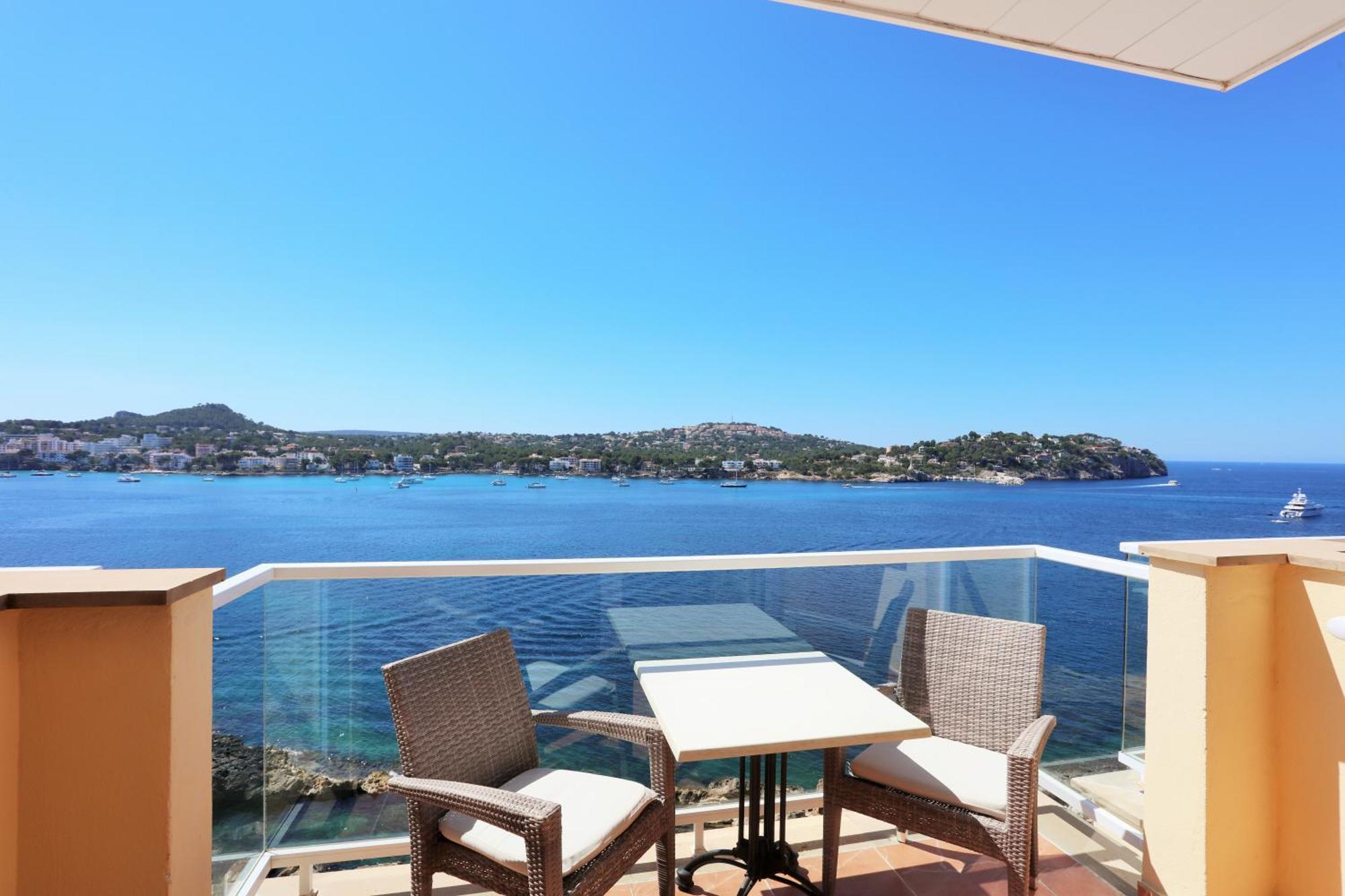 Suite Sea View (1 Adult),1287791479:JPEG