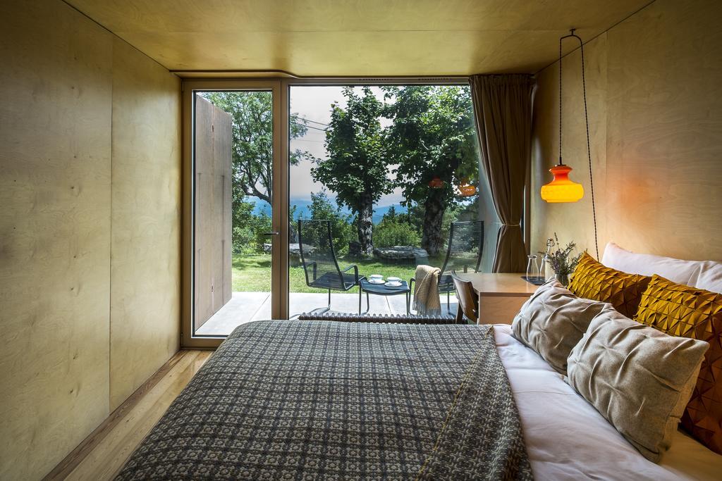 Quarto Duplo com Varanda e Vista da Montanha
