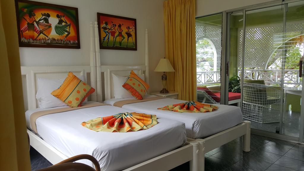 Deluxe Double or Twin Room with Sea View