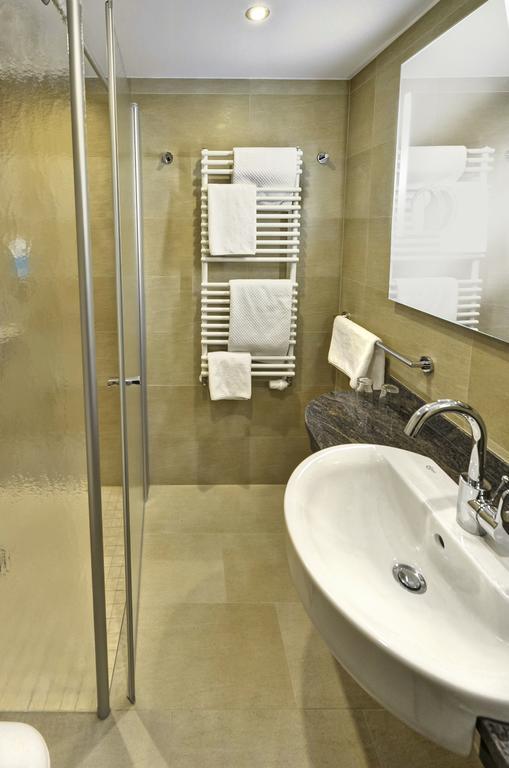 Superior Double Room with Sofa
