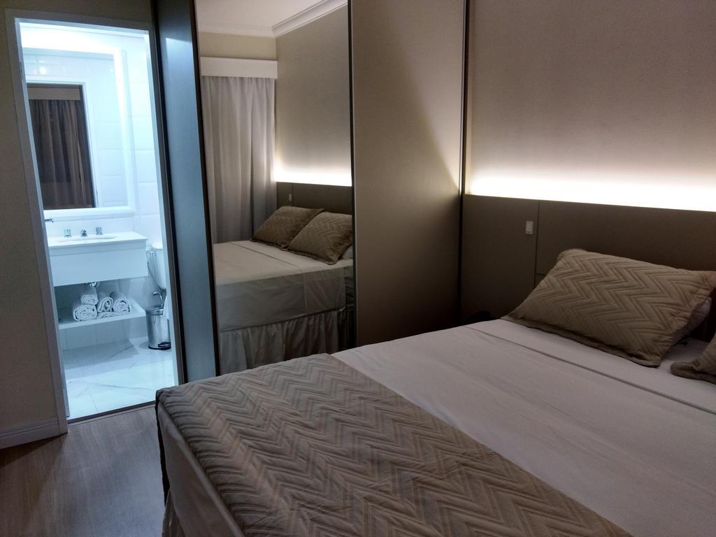 Deluxe Casal Queen Size