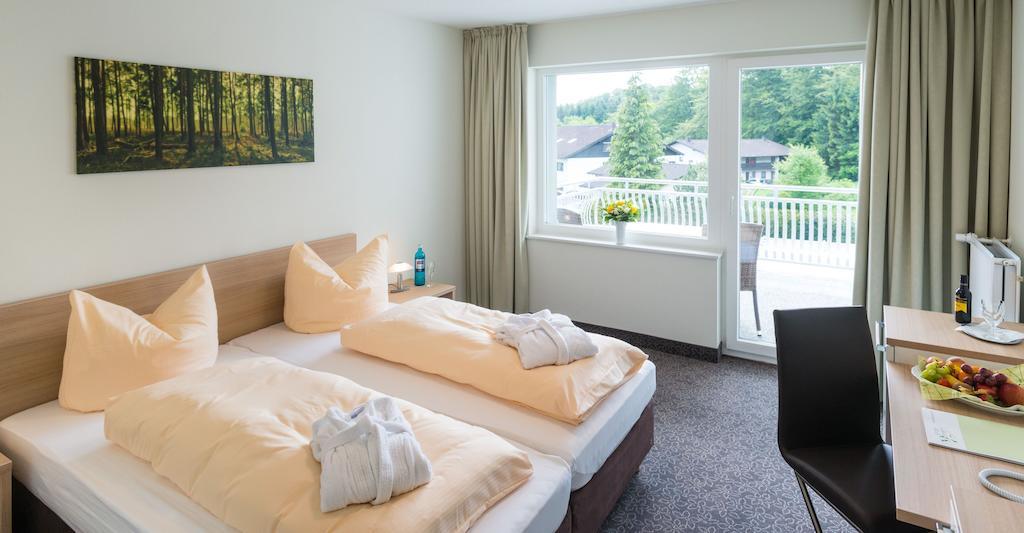 Doppelzimmer mit Balkon