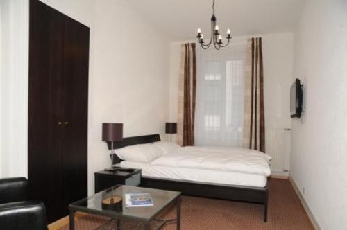 Chambre Double – Vue sur Cour
