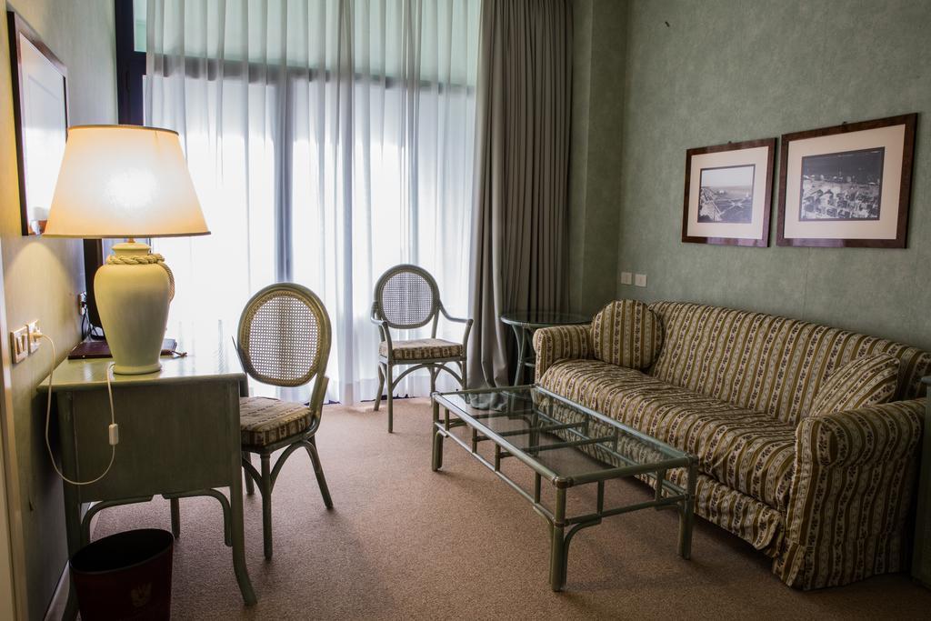 Standard Junior Suite