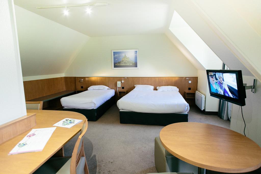 Chambre Quadruple avec Baignoire