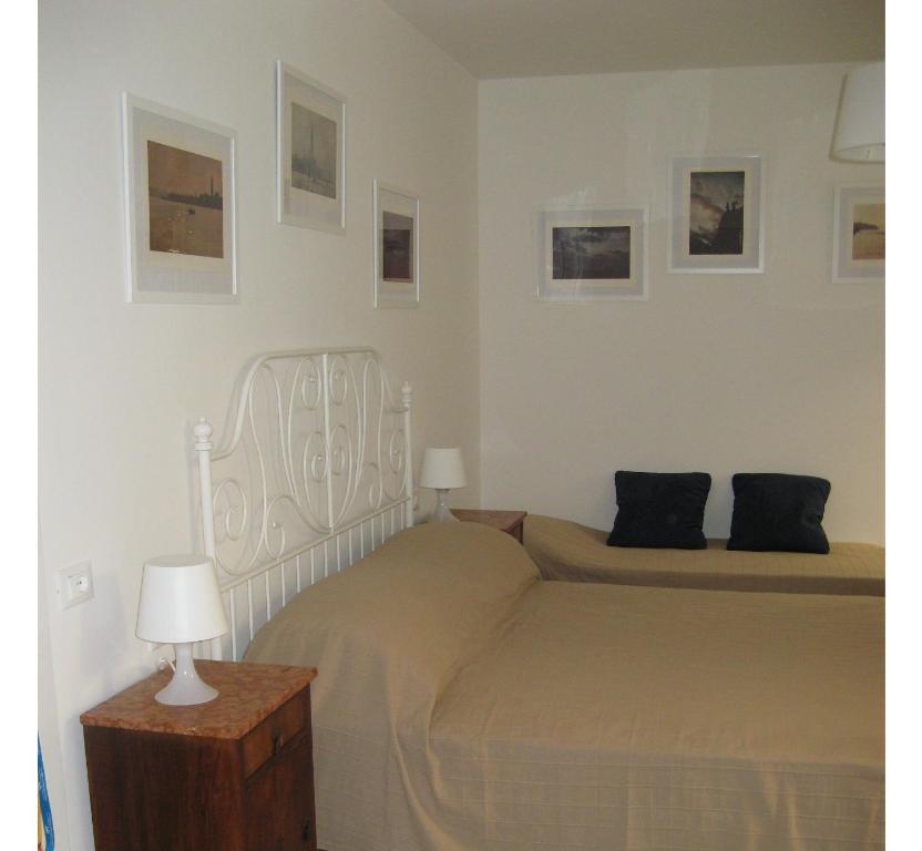 Quarto Duplo