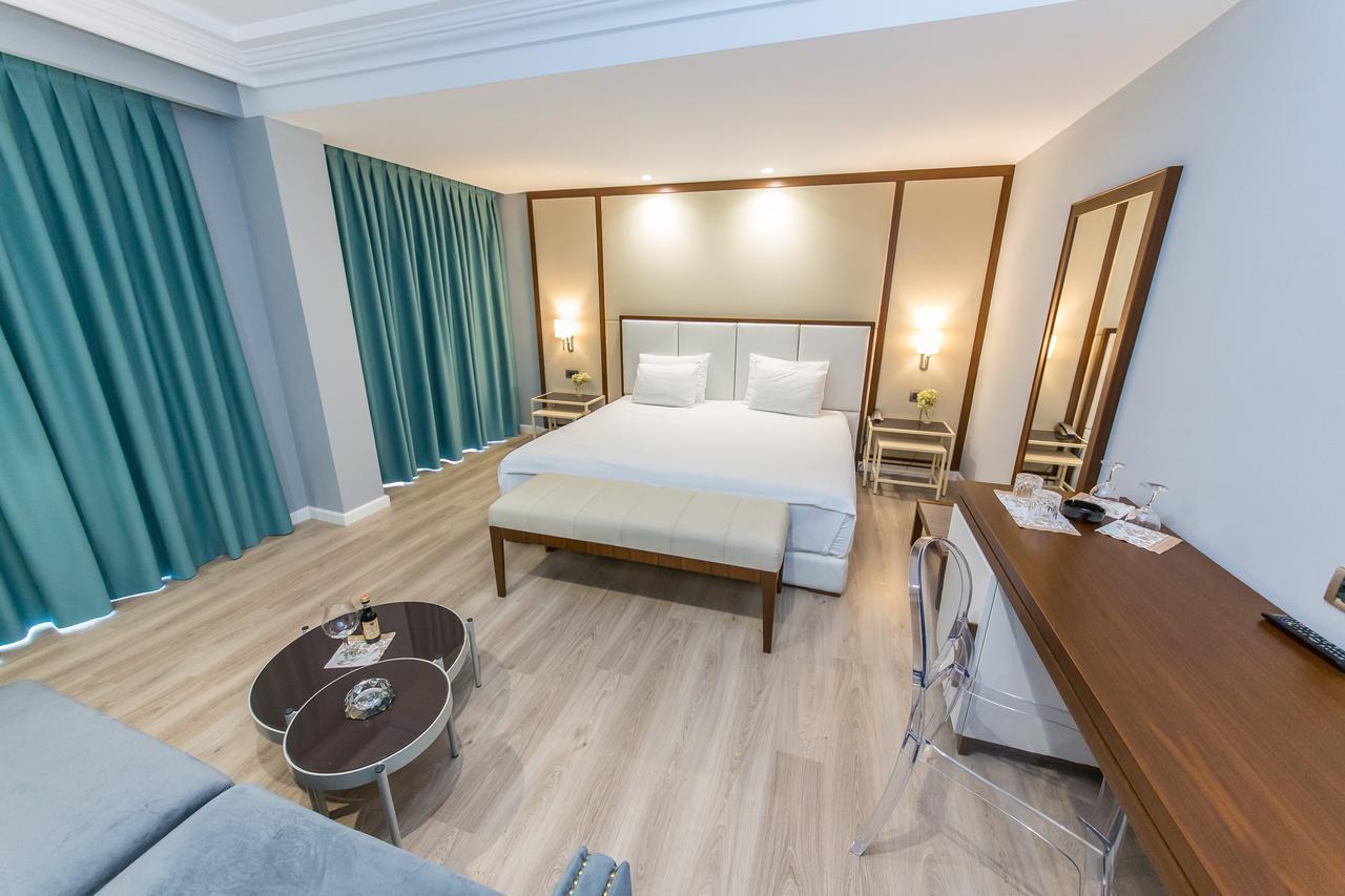 Executive Double or Twin Room Balcony,507249102:JPEG