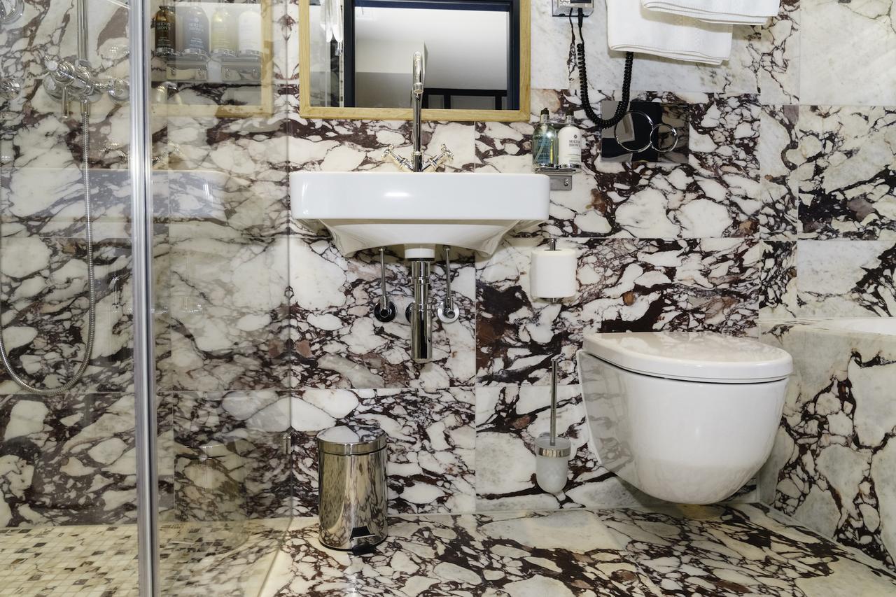 Mimi's Cosy Room Without Window,1445869615:JPEG