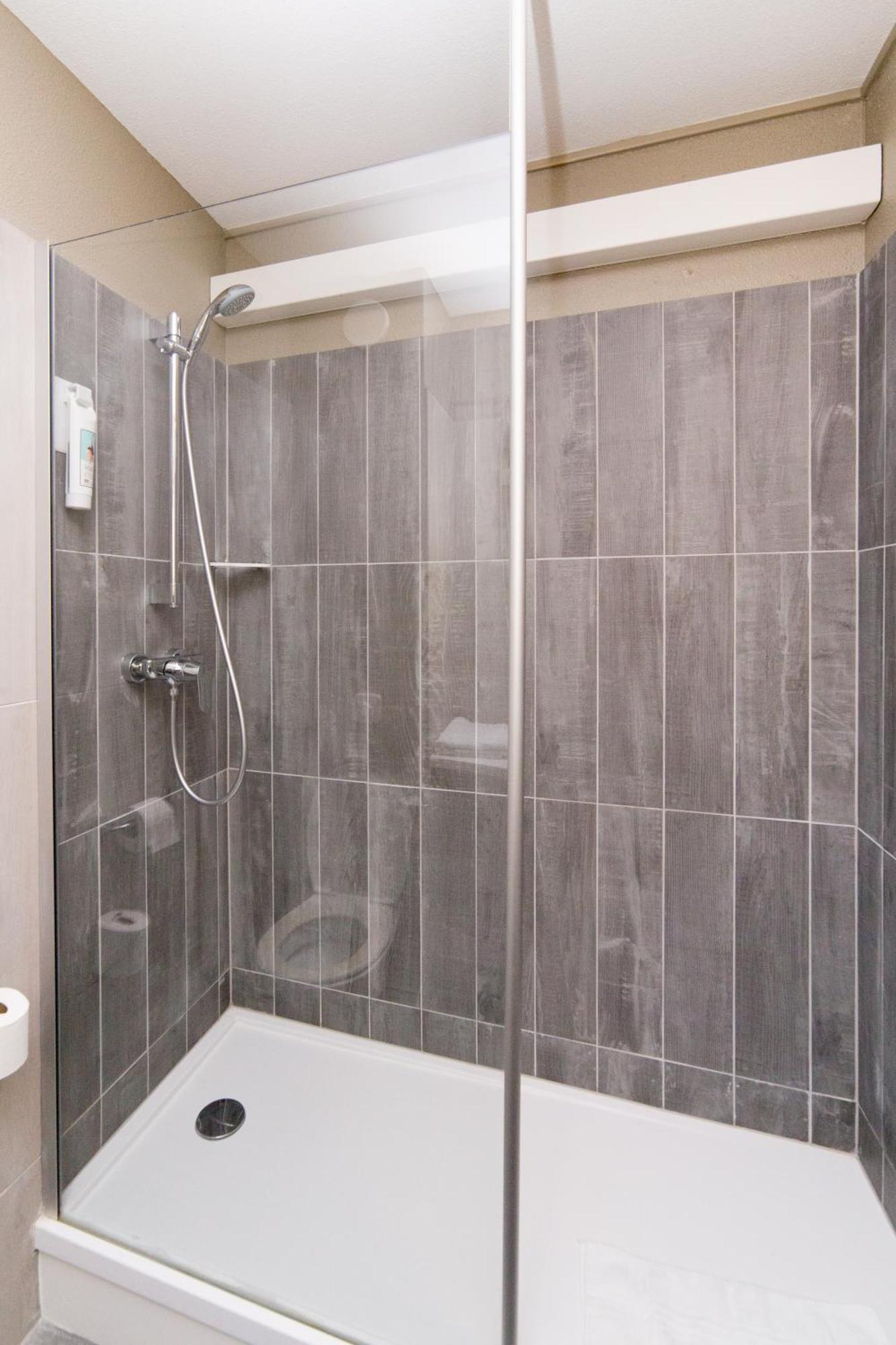 Chambre Standard avec Un Lit Double et Un Canapé