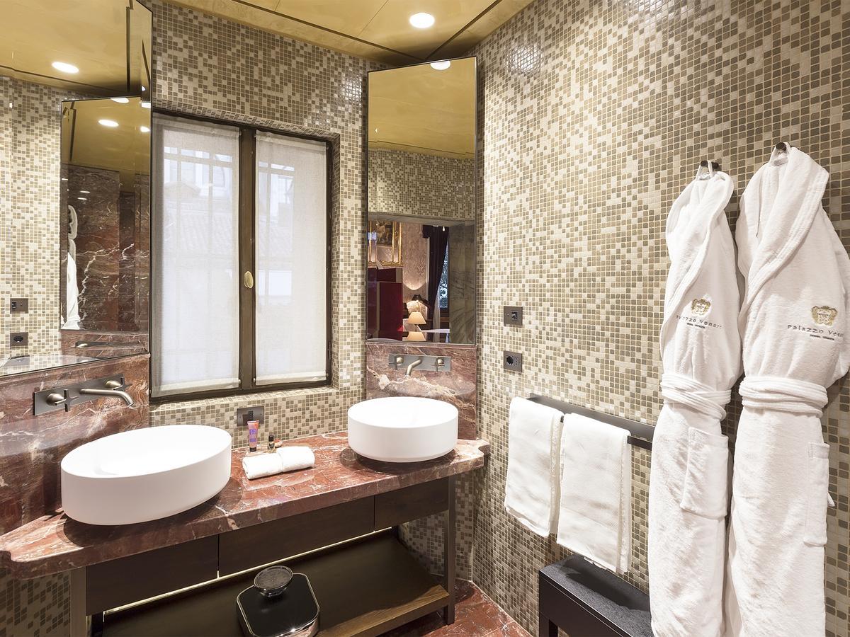 Quarto King Luxo