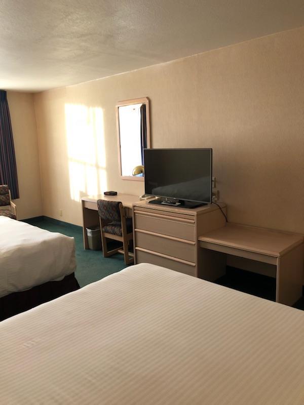 Standard Queen Room,518926449:JPEG