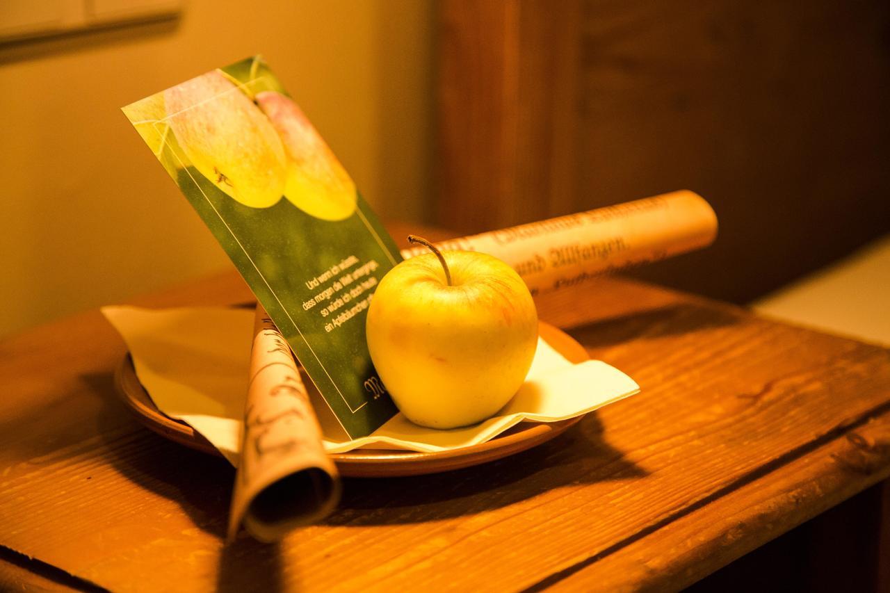 Small Double Room,639867024:JPEG