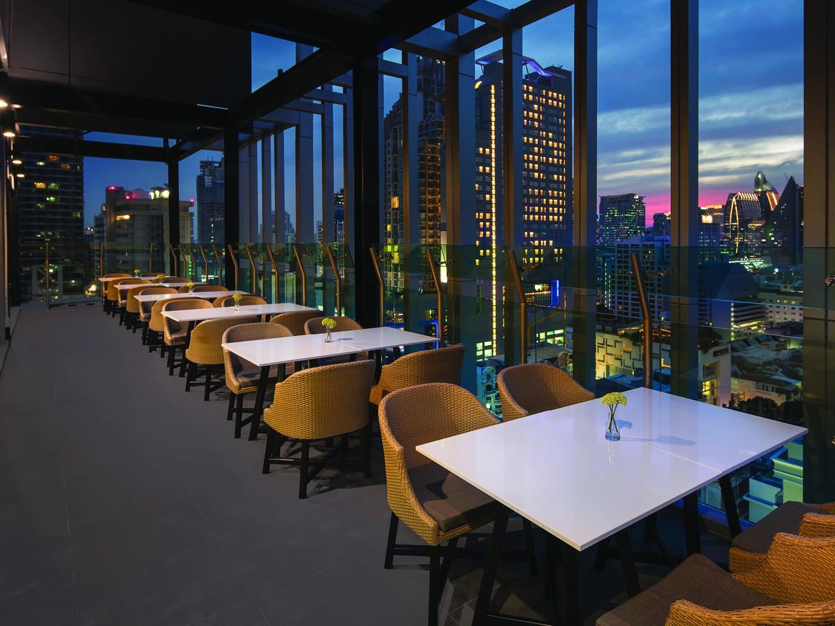Deluxe Club Sky High Floors