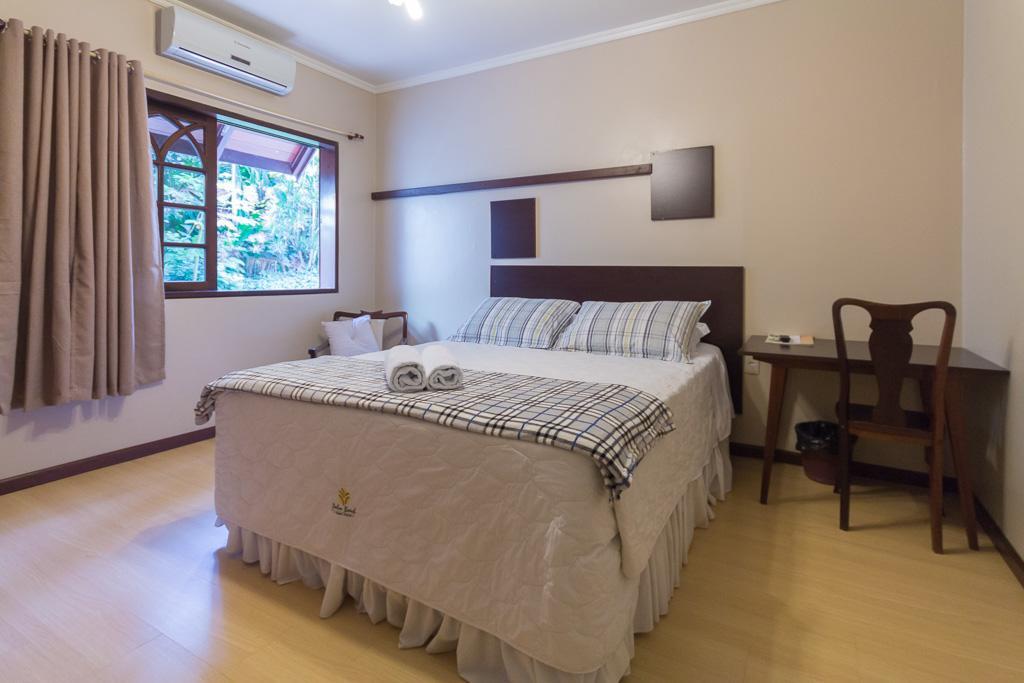 Quarto Duplo Amplo