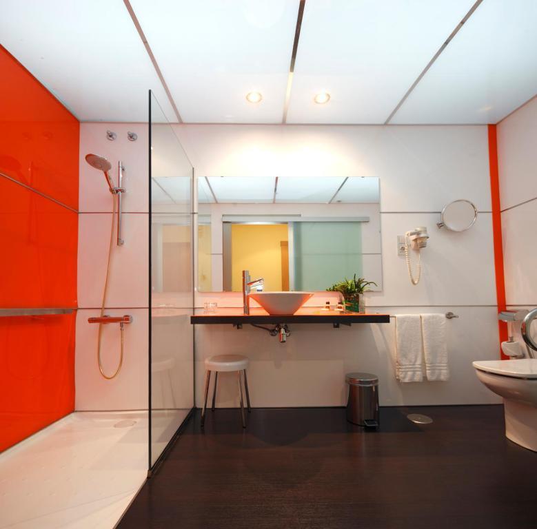 Standard Triple Room,1632207624:JPEG