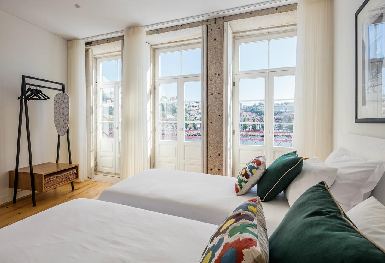 Apartamento com Varanda
