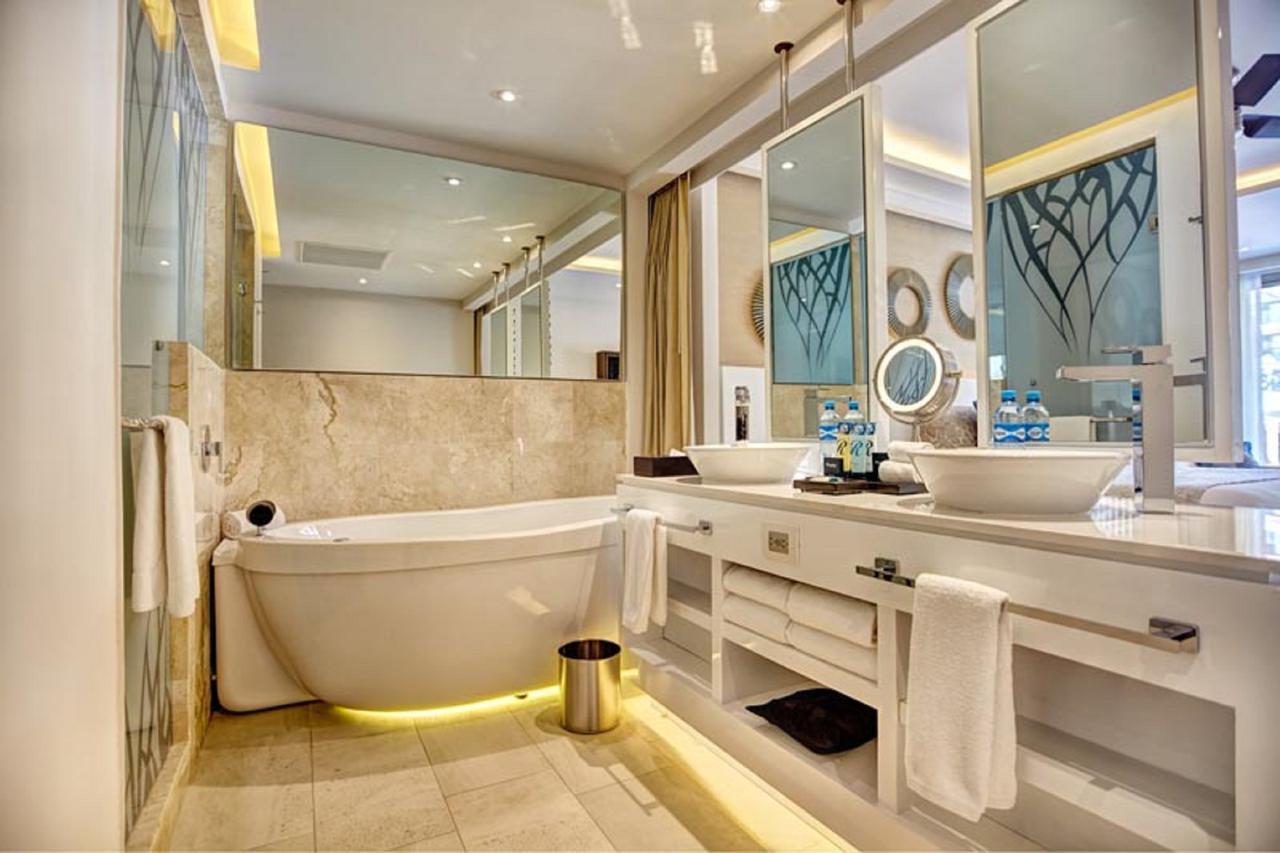 Luxury Junior Suite,535971933:JPEG