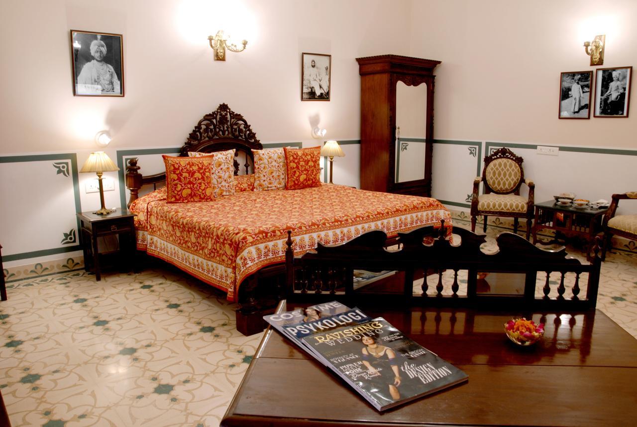 Chambre Supérieure Cour