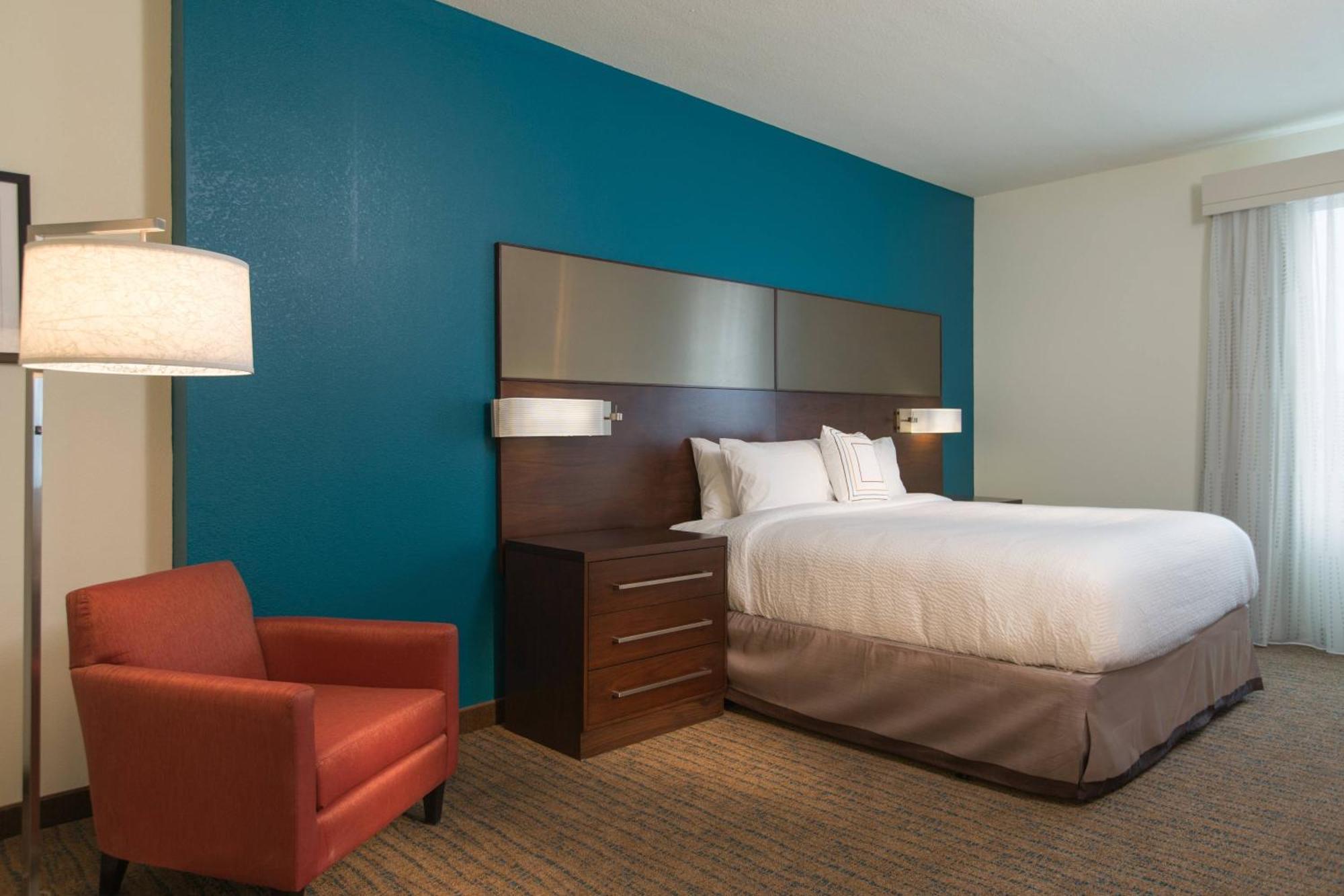 2 Bedroom Suite,689280774:JPEG